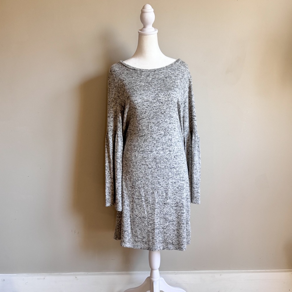 Dalia Gray Long Sleeve‎ Women's Dress Size Medium